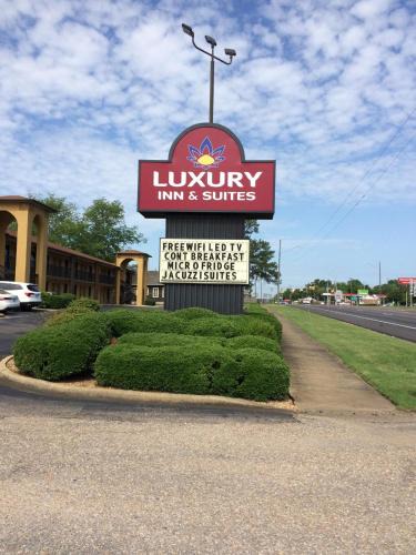 Selma Hotel | Luxury Inn & Suites