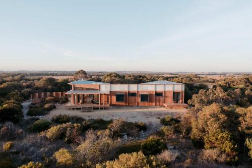Nangkita House | Luxury island villa retreat with private waterfront