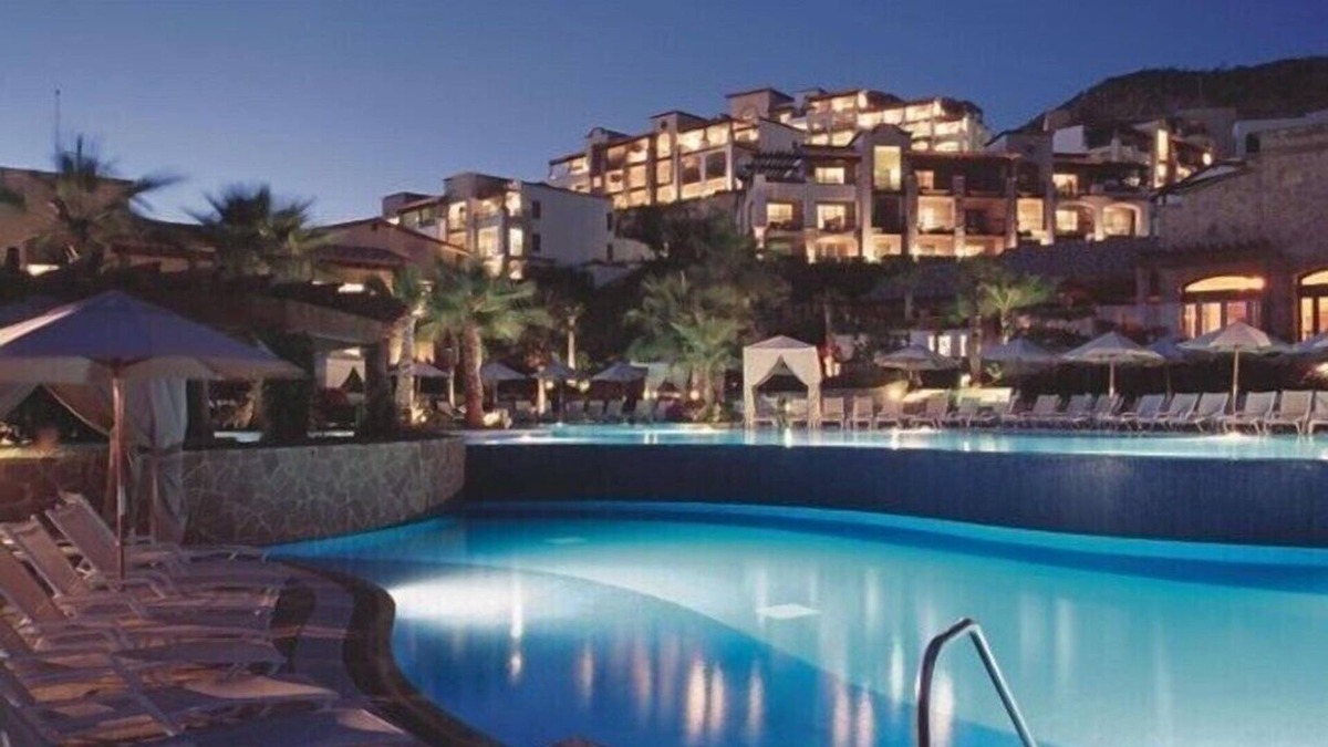 Bouvet Island House | Luxury Junior Suite at Pueblo Bonito Sunset Beach Resort and Spa