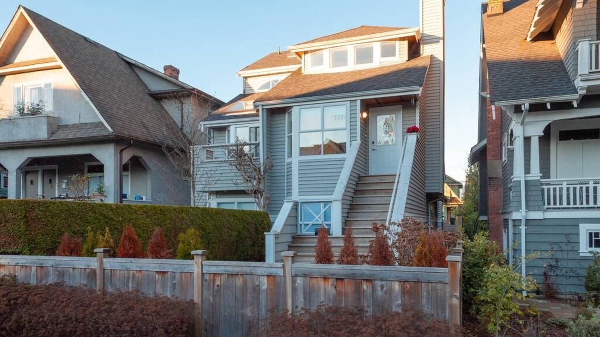 Kitsilano House | Luxury Kitsilano Beach Home
