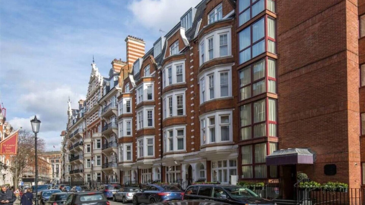 Knightsbridge Apartment | Luxury Knightsbridge apartment outside harrodsnn