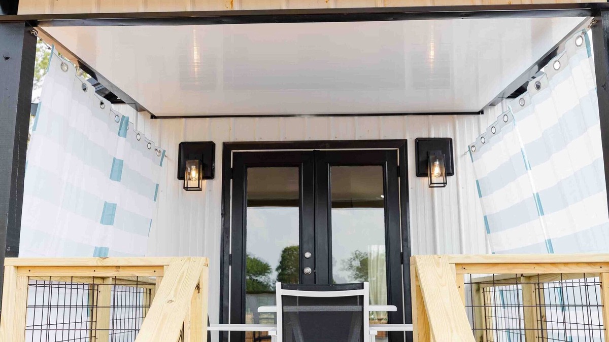Lincoln House | Luxury Lake Bungalow: King Bed, Deck, Lake Access #1