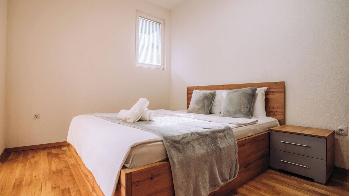 Ohrid Apartment | Luxury Lake Nearby Free Parking Pet Friendly APT