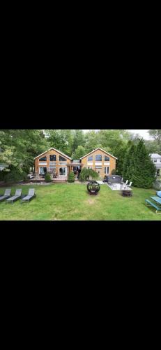 Blossvale Villa | Luxury Lakehouse on Oneida Lake