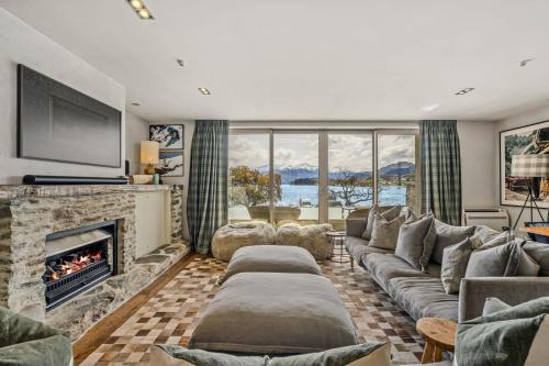 Wanaka Apartment | Luxury Lakeview on Ardmore with Sauna