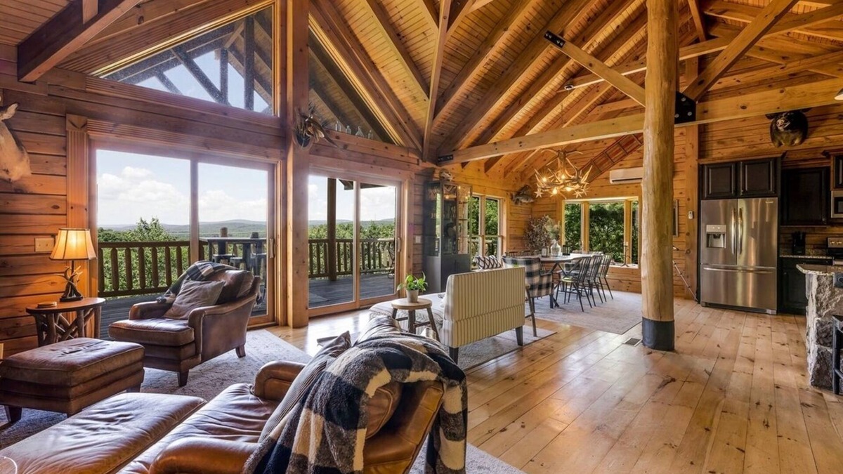 Aquashicola Cabin | Luxury Lakeview Retreat | Hot Tub, Firepit & 3 Decks with Stunning Fall Views