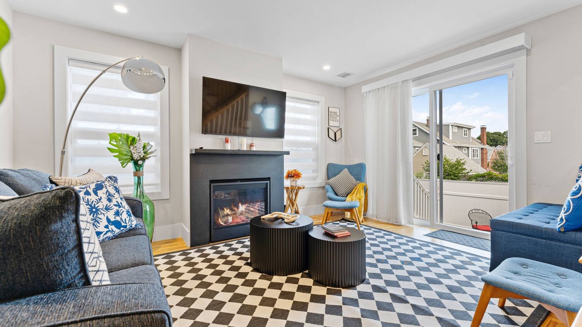 Watertown Condo | Luxury large house minutes to Cambridge and Boston
