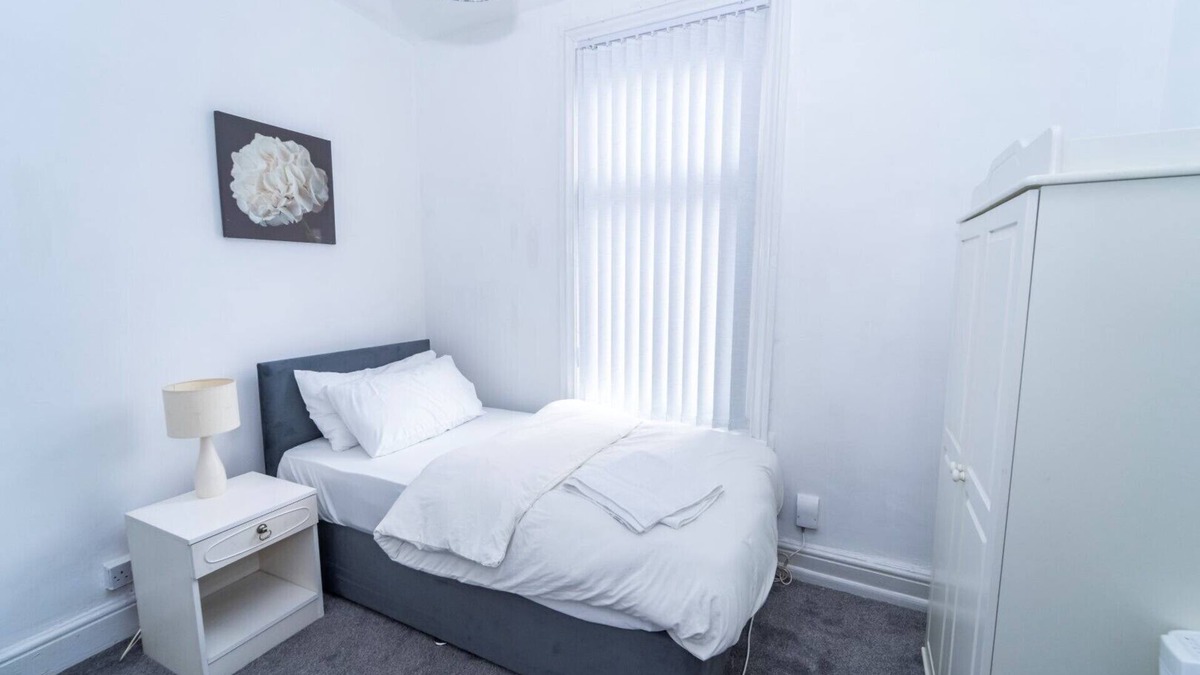 Thorpe Satchville House | Luxury Leicester Retreat with 6 Bedrooms