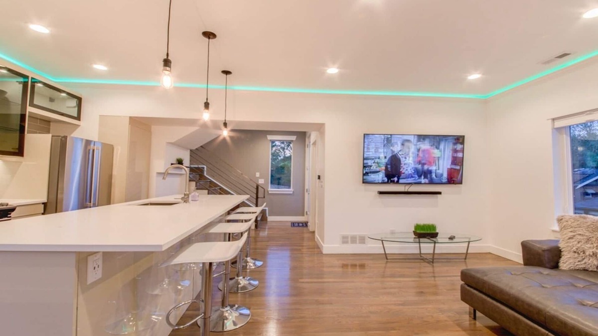 Sunnyside House | Luxury Living in Denver-Special Rate offer for December-February
