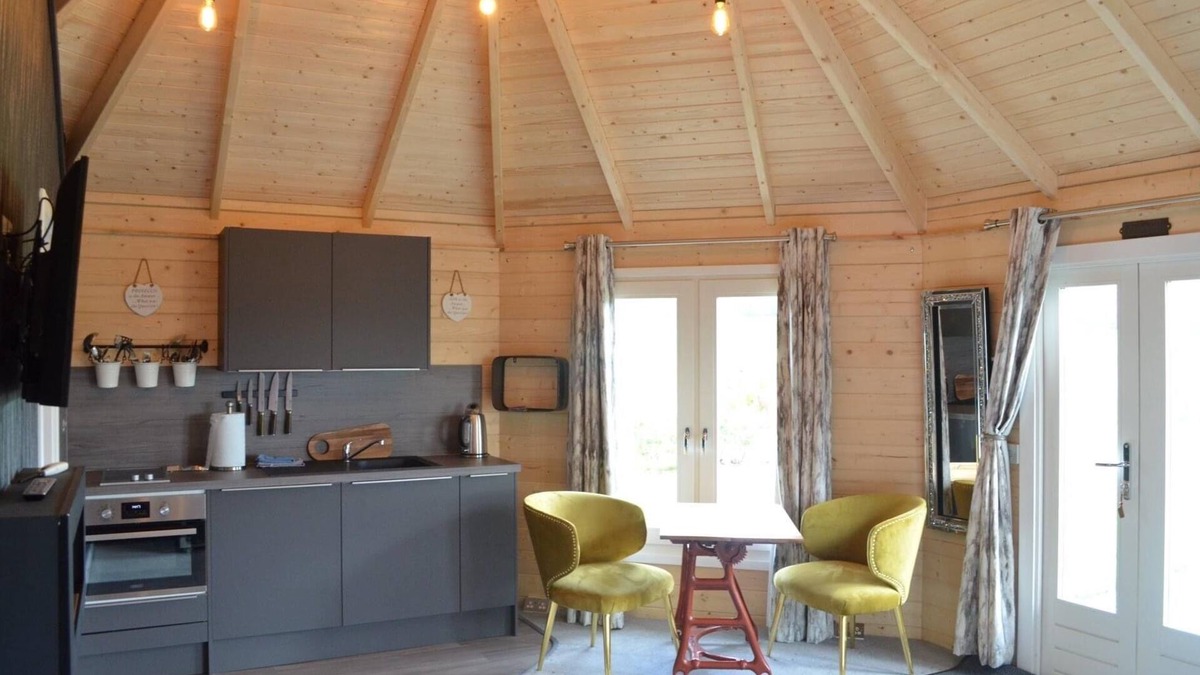 Fintry Cabin | Luxury lodge