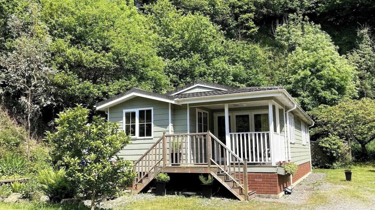 Saltash Cabin | Luxury lodge in peaceful surroundings