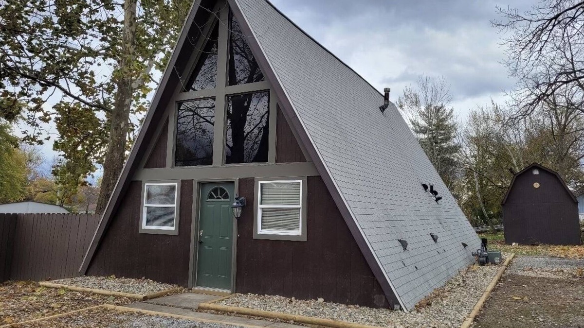 Saint Marys  Allen County House | Luxury Lodge near Airport, Unique A-Frame, Woof!