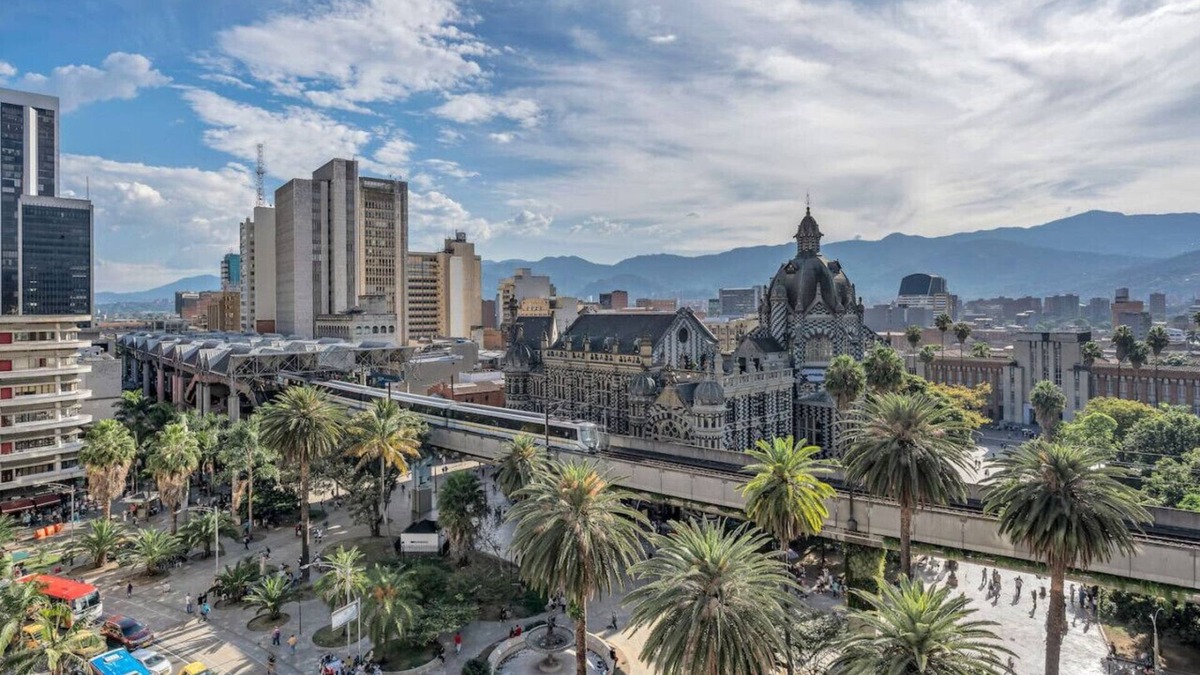 La Candelaria Apartment | Luxury loft near plaza botero and Metro station