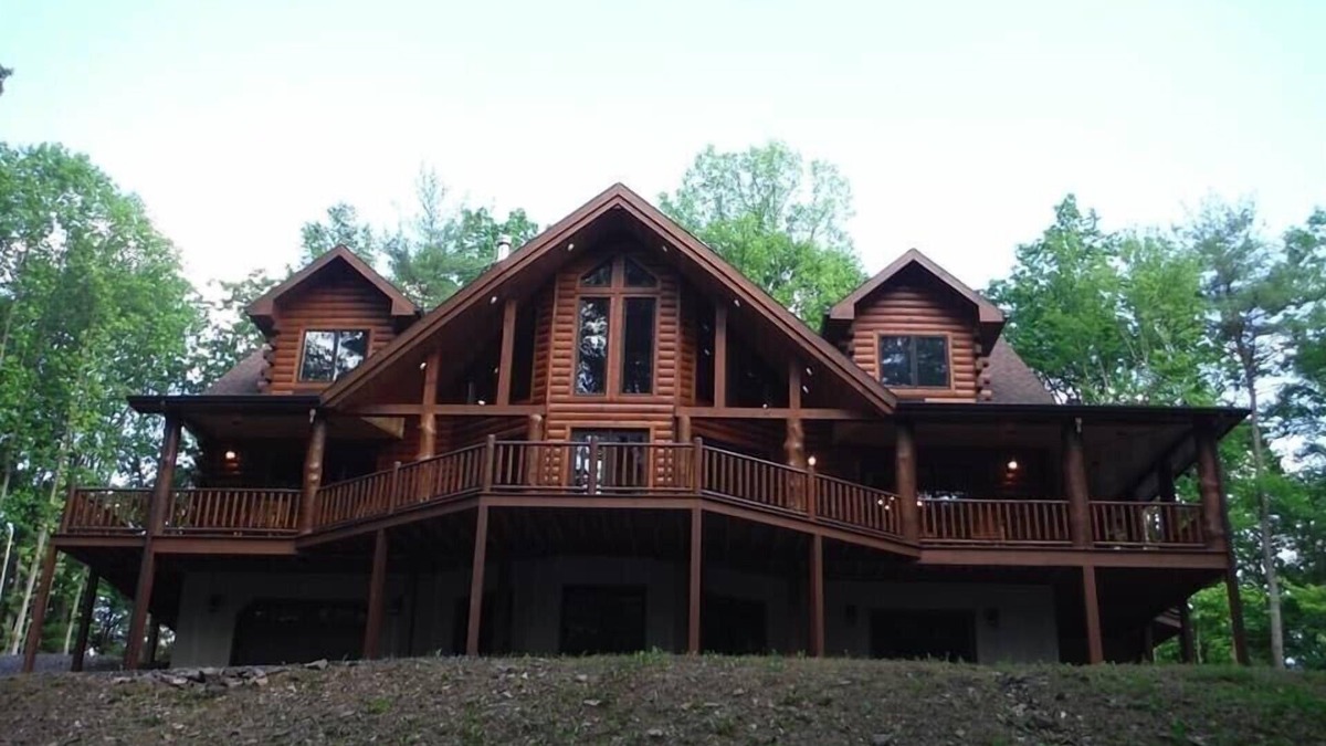 James Creek Cabin | Luxury Log Cabin on private, 25 acre wooded lot - minutes from Raystown Lake