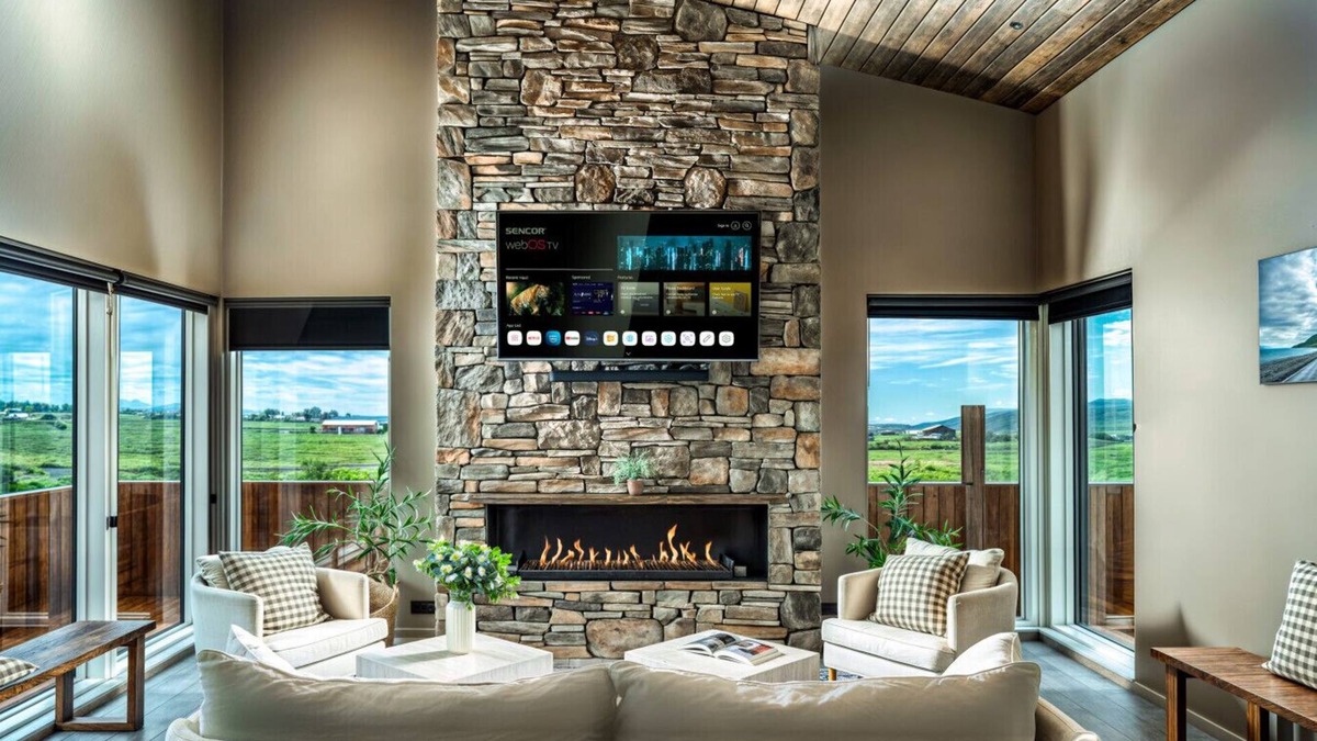 Selfoss Cabin | Luxury Log Home with a Hot Tub.