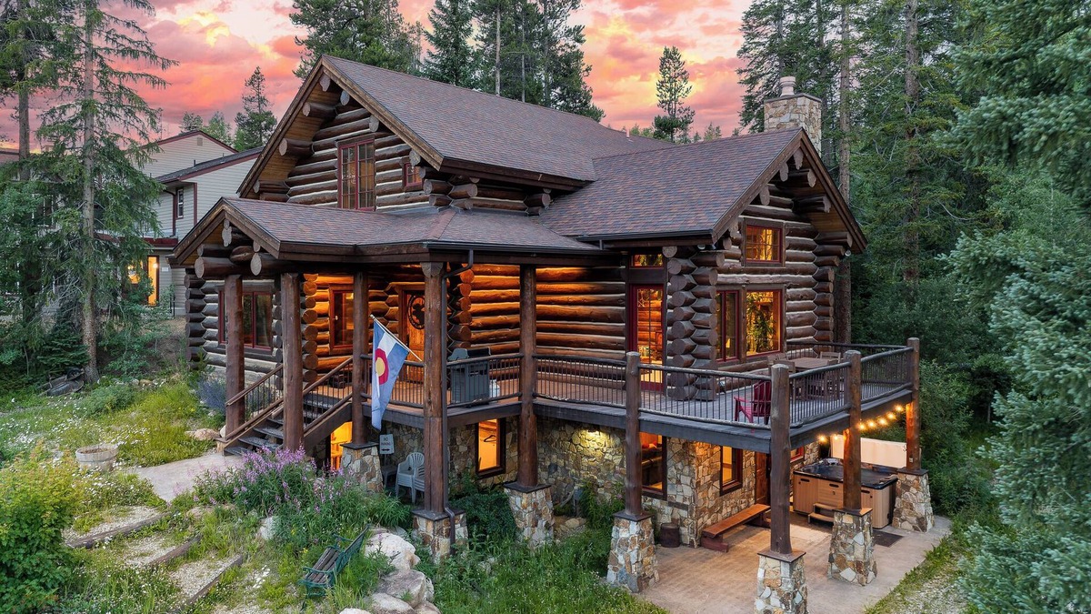 Winter Park House | Luxury Log Lodge With Hot Tub & Great Views /Best Price - $500 FREE Activities Daily