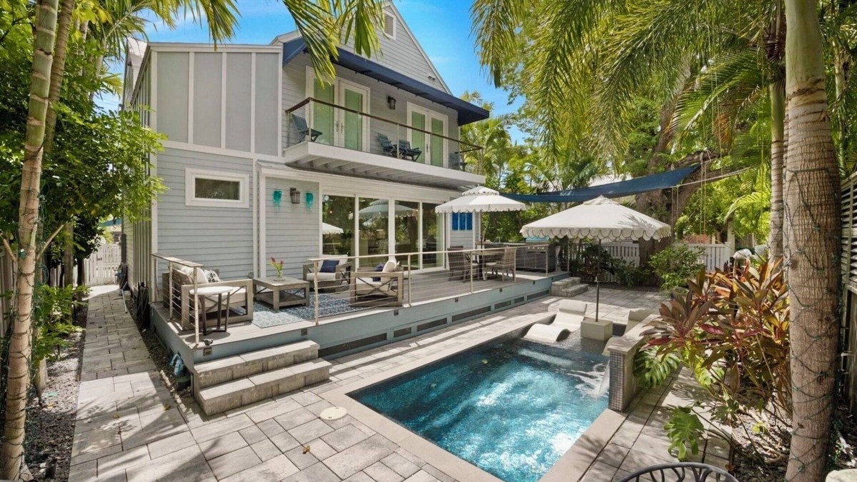 The Meadows House | Luxury Mansion in Old Town Key West – Four Bedrooms, Private Pool