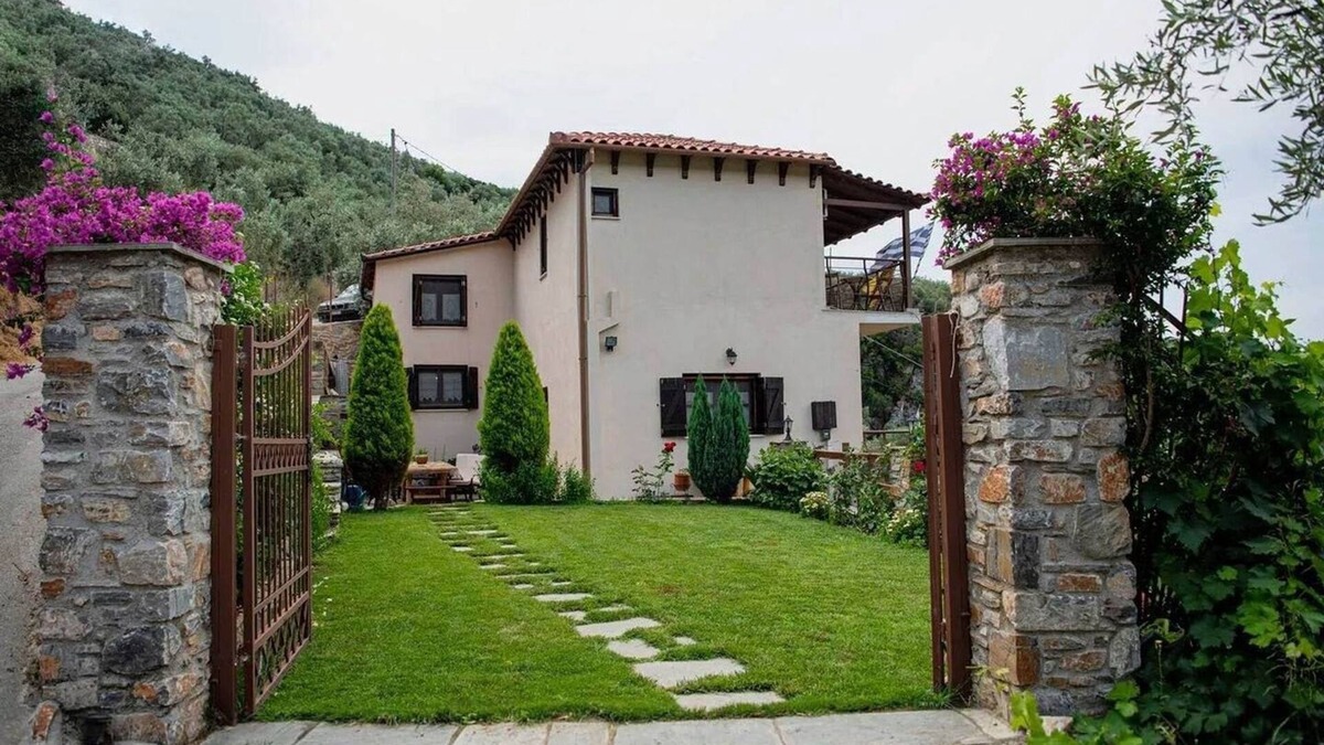 Afissos Villa | Luxury Mansion in Pelion Hills