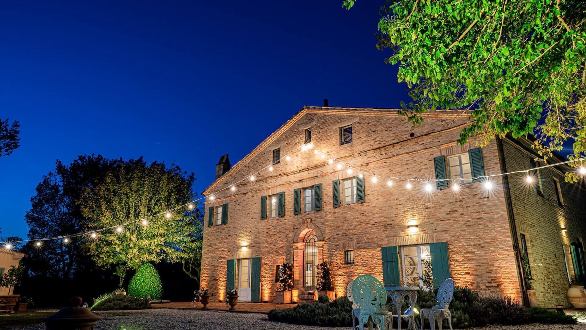 Ostra Villa | Luxury Marche villa S