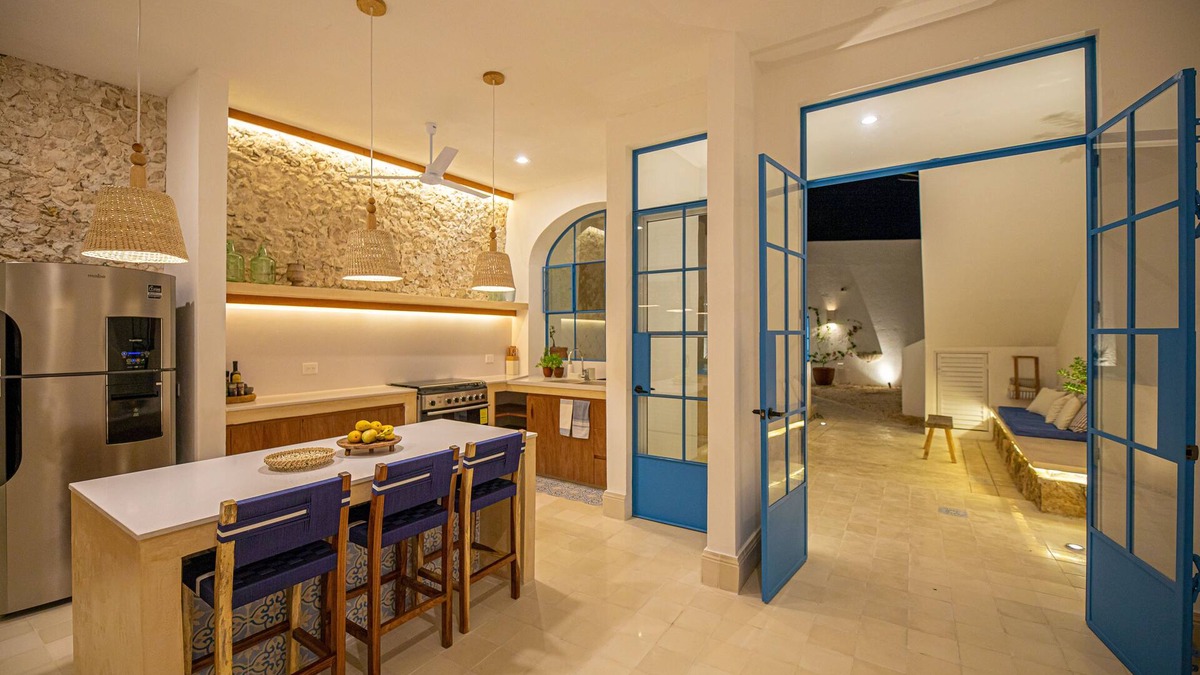 Barrio de Santiago House | Luxury mediterranean Villa, perfect location