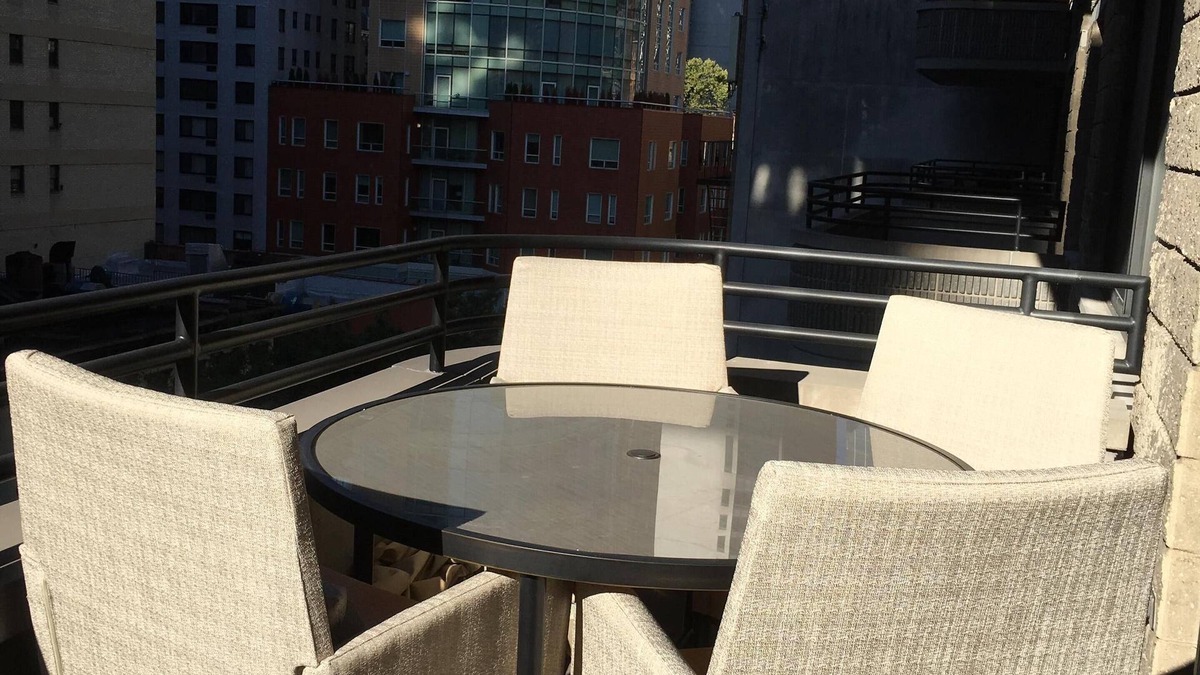 Turtle Bay Condo | *Luxury* Midtown Manhattan. 24hr Concierge.Walk to Subway/Dining.WiFi