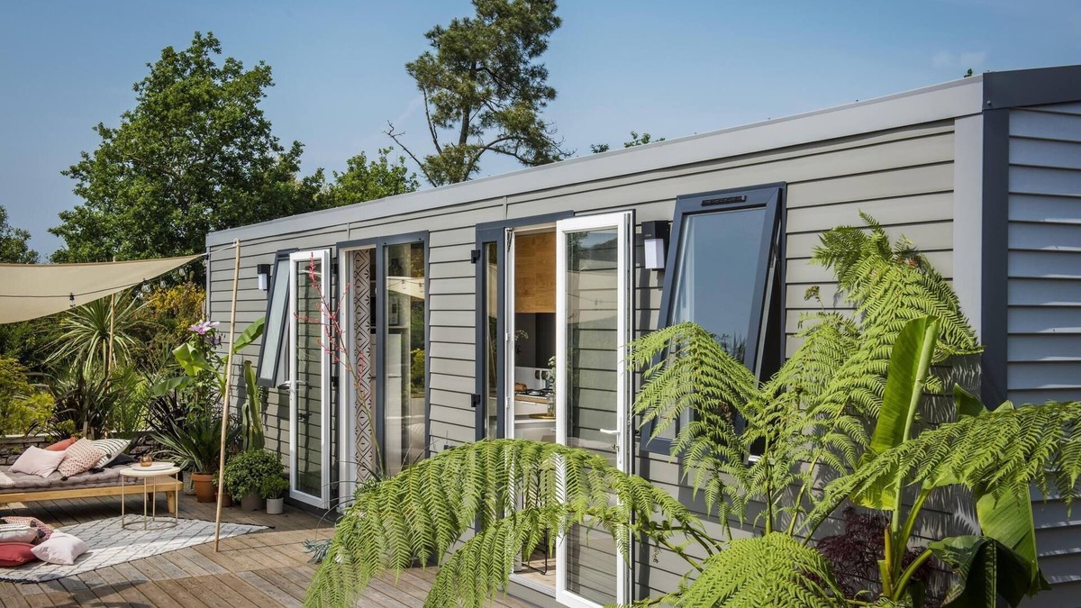 Luxembourg Ardennes House | Luxury mobile home at Resort Walsdorf, Luxembourg, 6 guests, 2 baths, terrace. Nature and relaxation await.
