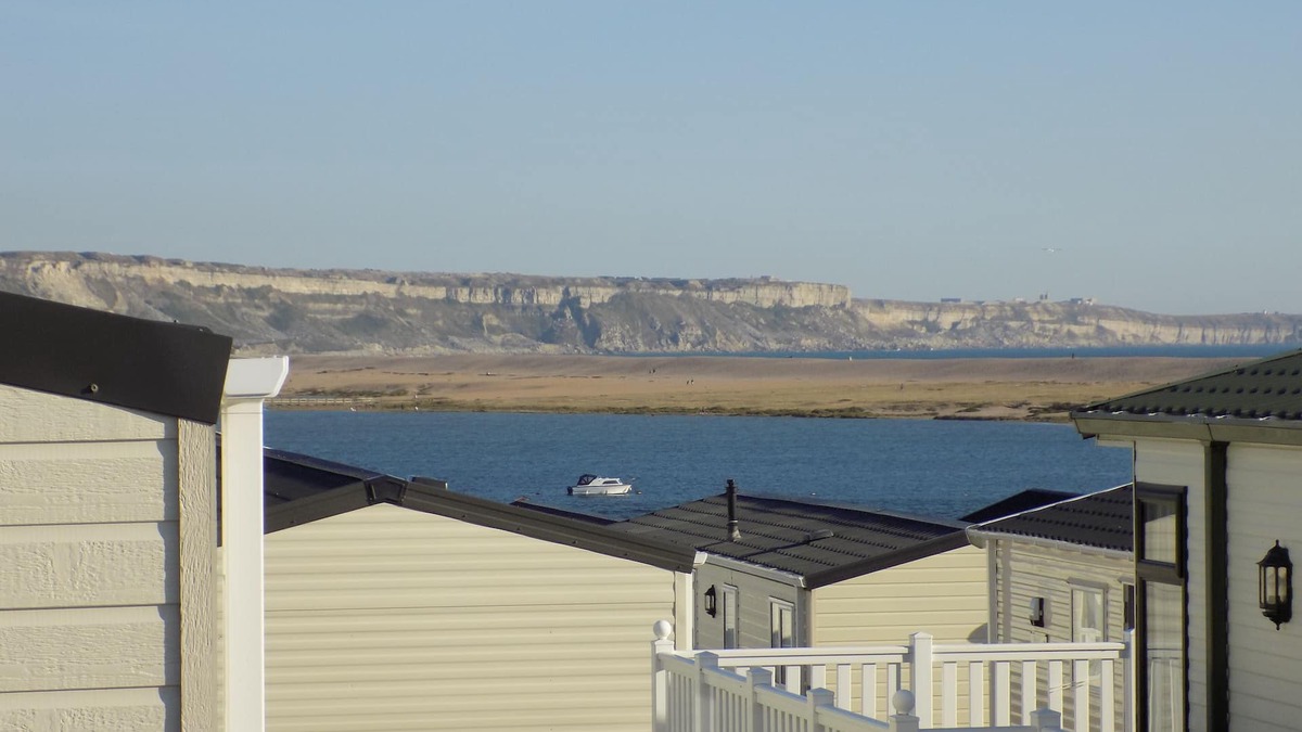 Wyke Regis House | Luxury mobile home with spectacular sea views.