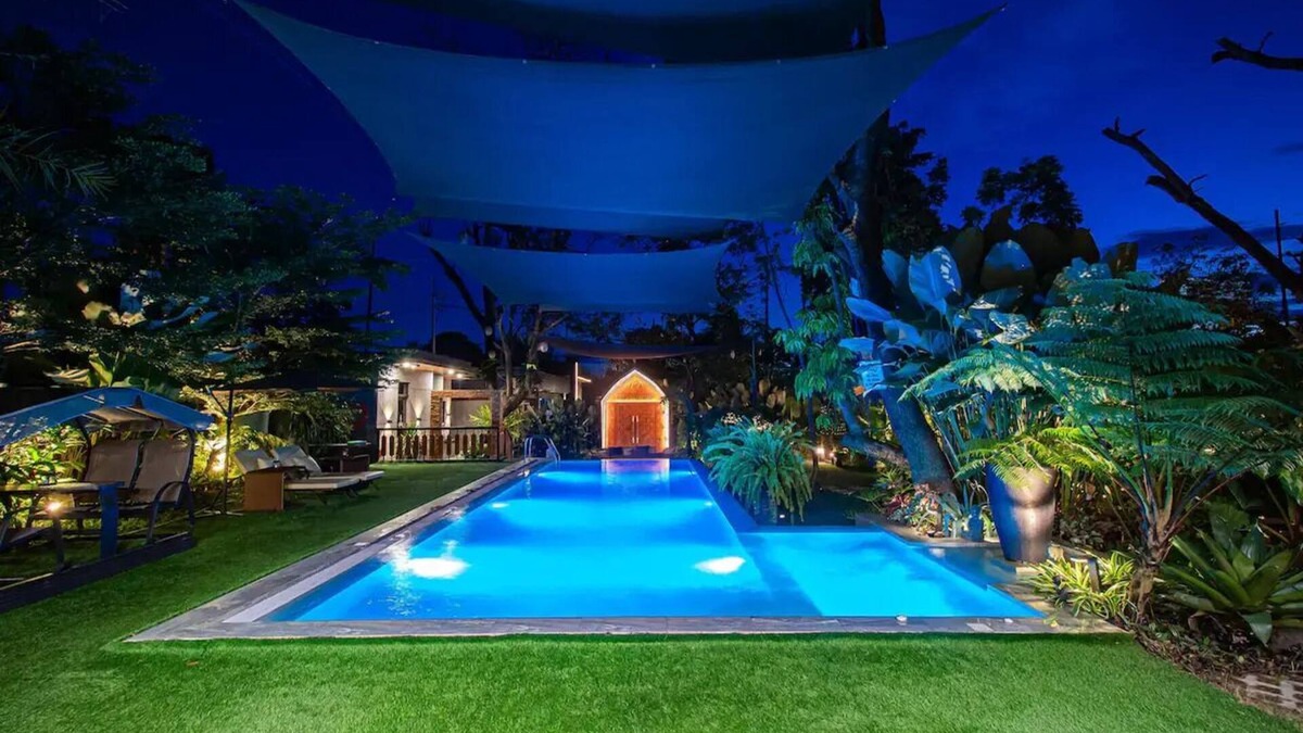 Pulilan Resort | Luxury Modern Cabin in Bulacan w/Pool Near Manilann