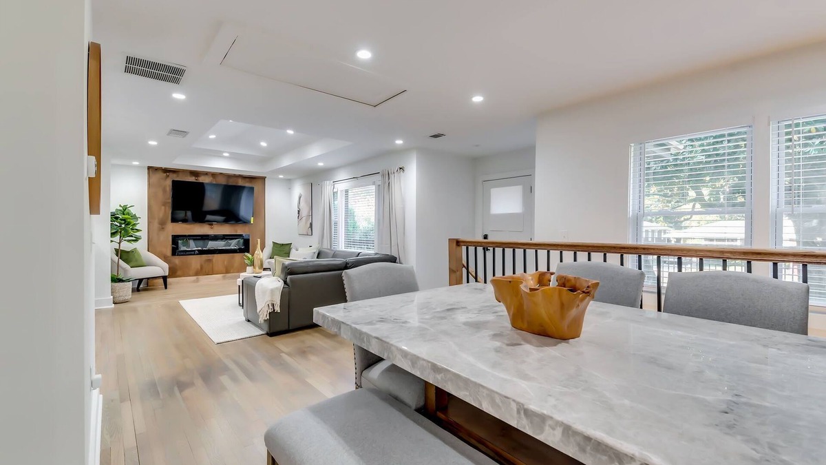 Atlanta House | Luxury Modern, City Stay Getaway-minutes from Downtown