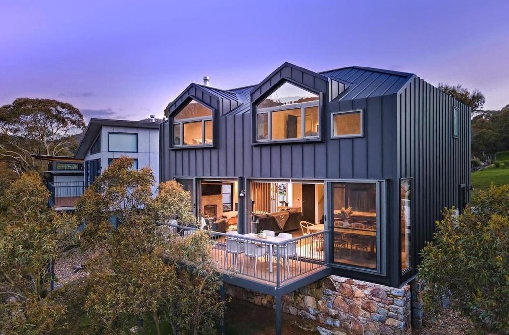 Lake Crackenback Apartment | Luxury Mountain Chalet one of Crackenback's best