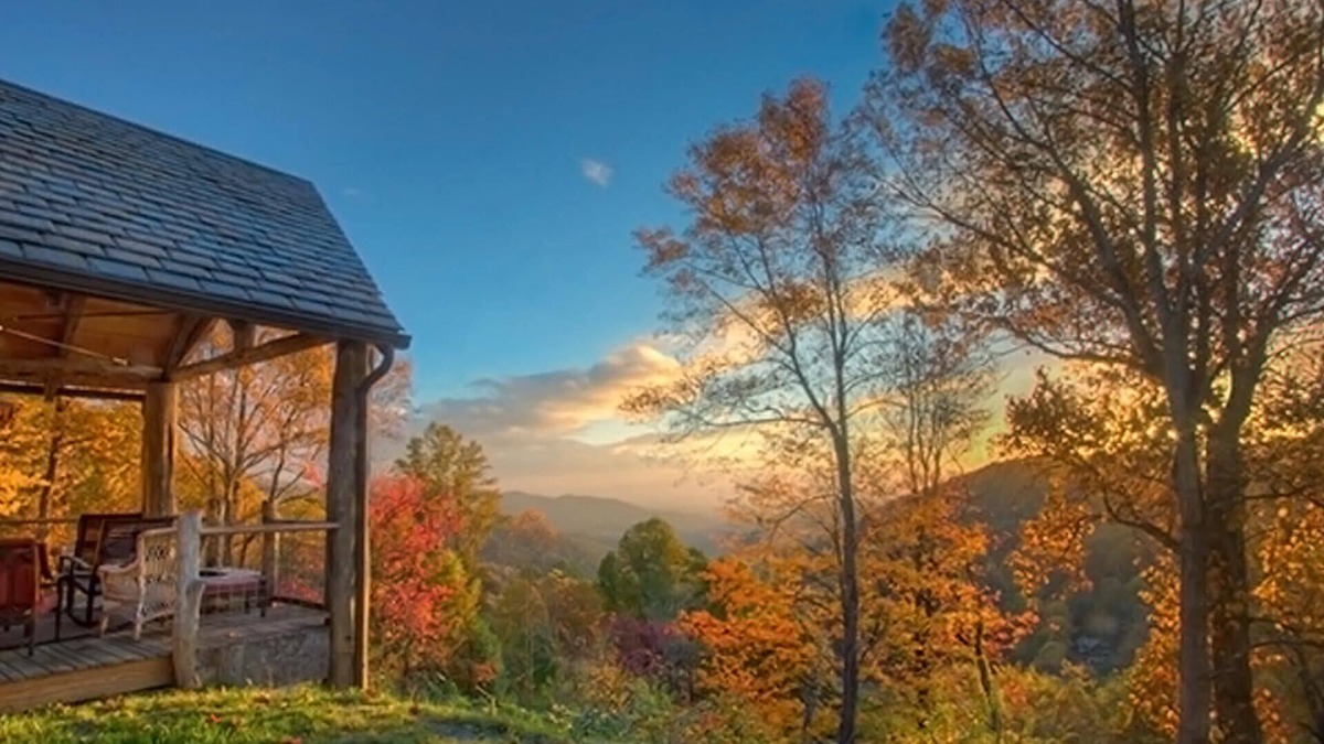 Leicester House | Luxury Mountain Home w/Pristine Views and Trails near Asheville, 30 mile views!