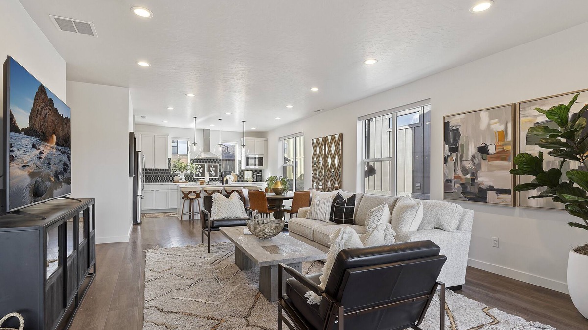 Mountain Green House | Luxury Mtn Retreat by Snowbasin W/Gym Access
