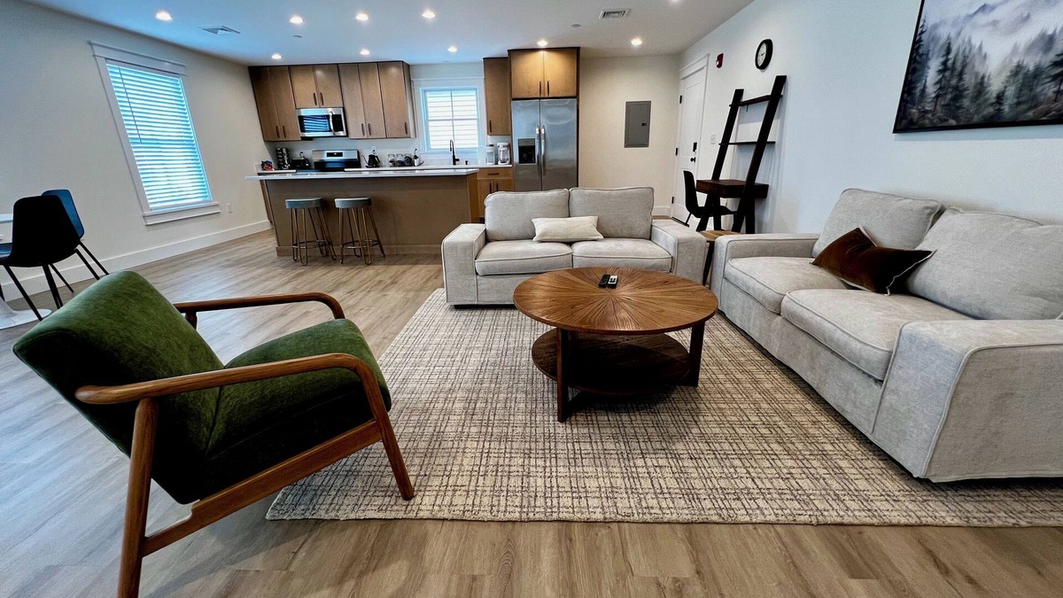 Montgomery Apartment | Luxury New 1BR 950 sq ft apartment. Sleeps 4. Stocked Kitchen, 2 Tvs, Parking.