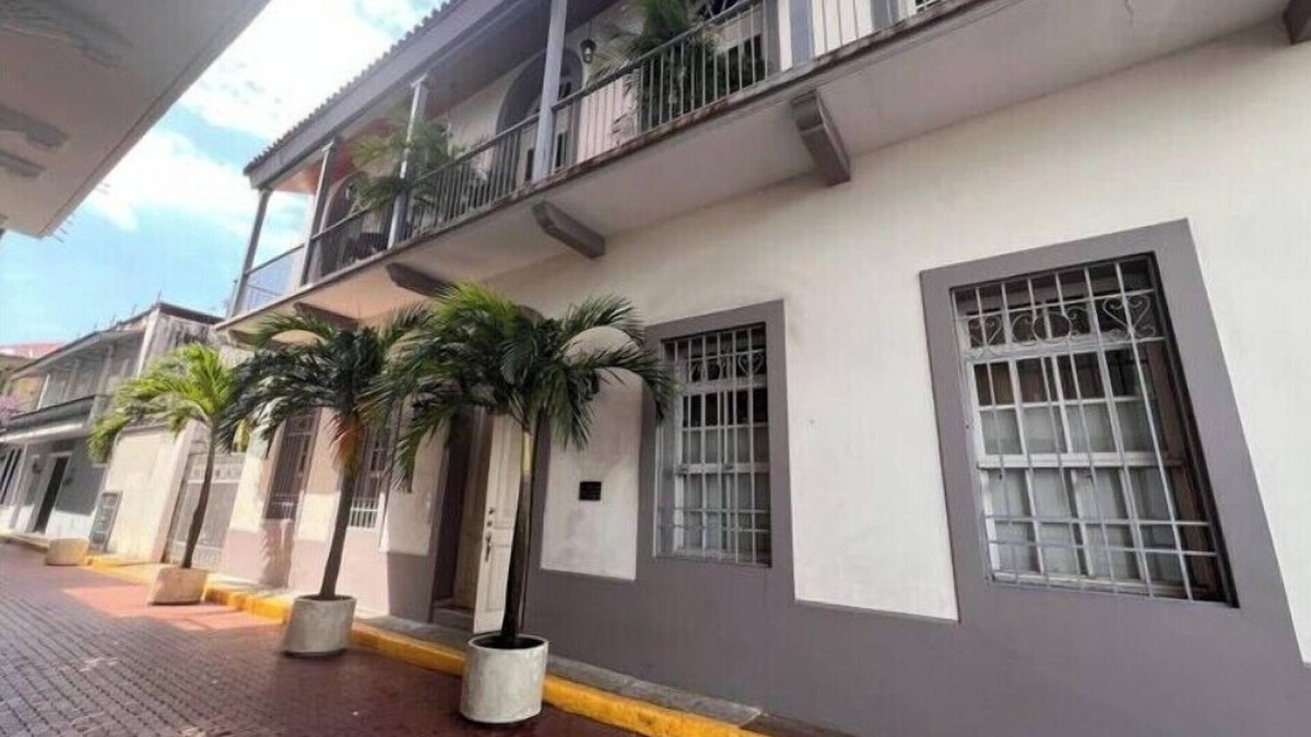 El Cangrejo Apartment | Luxury Oasis in the Old Town of Panama