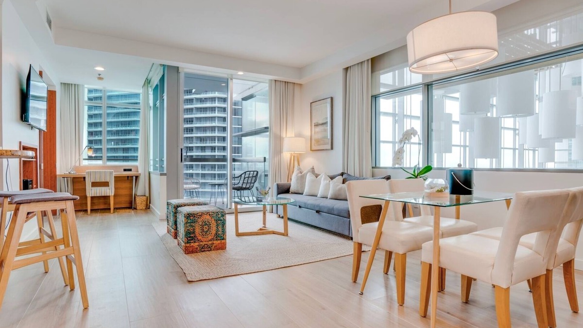 Brickell Condo | Luxury Ocean View Condo/Parking | 5-Star Amenities