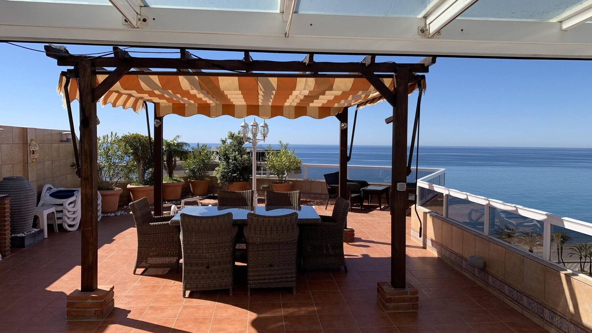 Torrox Costa Apartment | LUXURY OCEAN VIEW 3 BEDROOM PENTHOUSE APARTMENT WITH LARGE SOUTH FACING TERRACE
