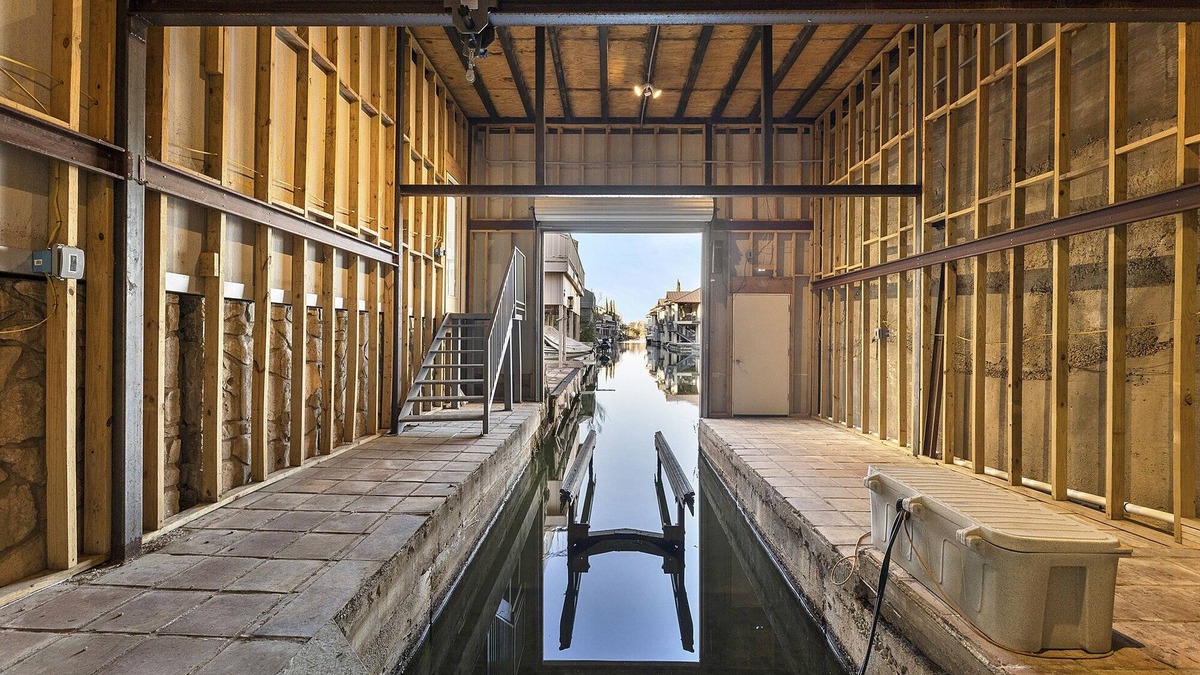 Horseshoe Bay House | Luxury on Lake LBJ With Hot Tub Firepit & Boat Slip