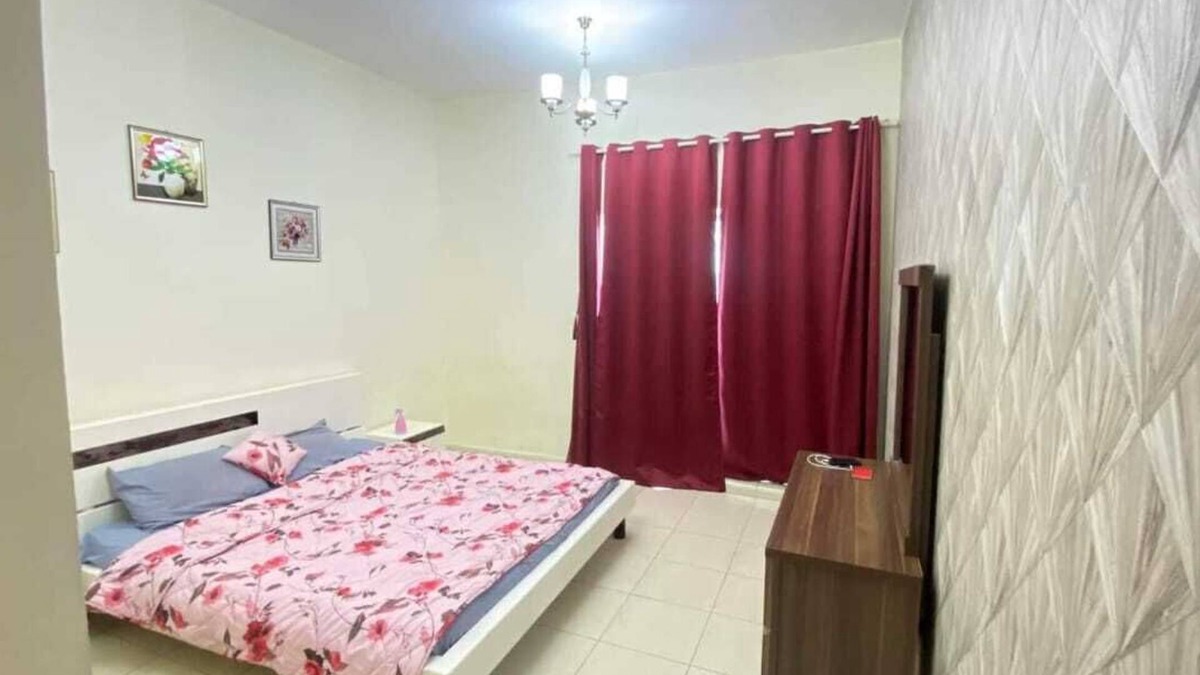 Dubai Apartment | Luxury One Bedroom Apartment in DSO Fully Furnished - Prime Location