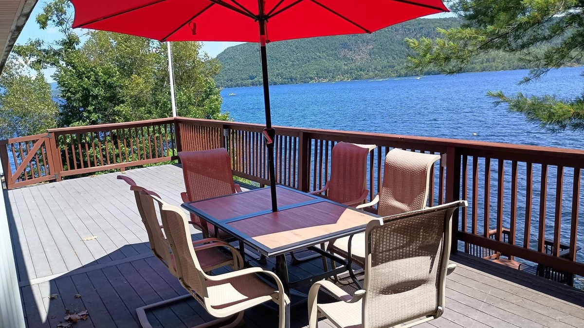 Day House | Luxury Overlooking Great Sacandaga Lake