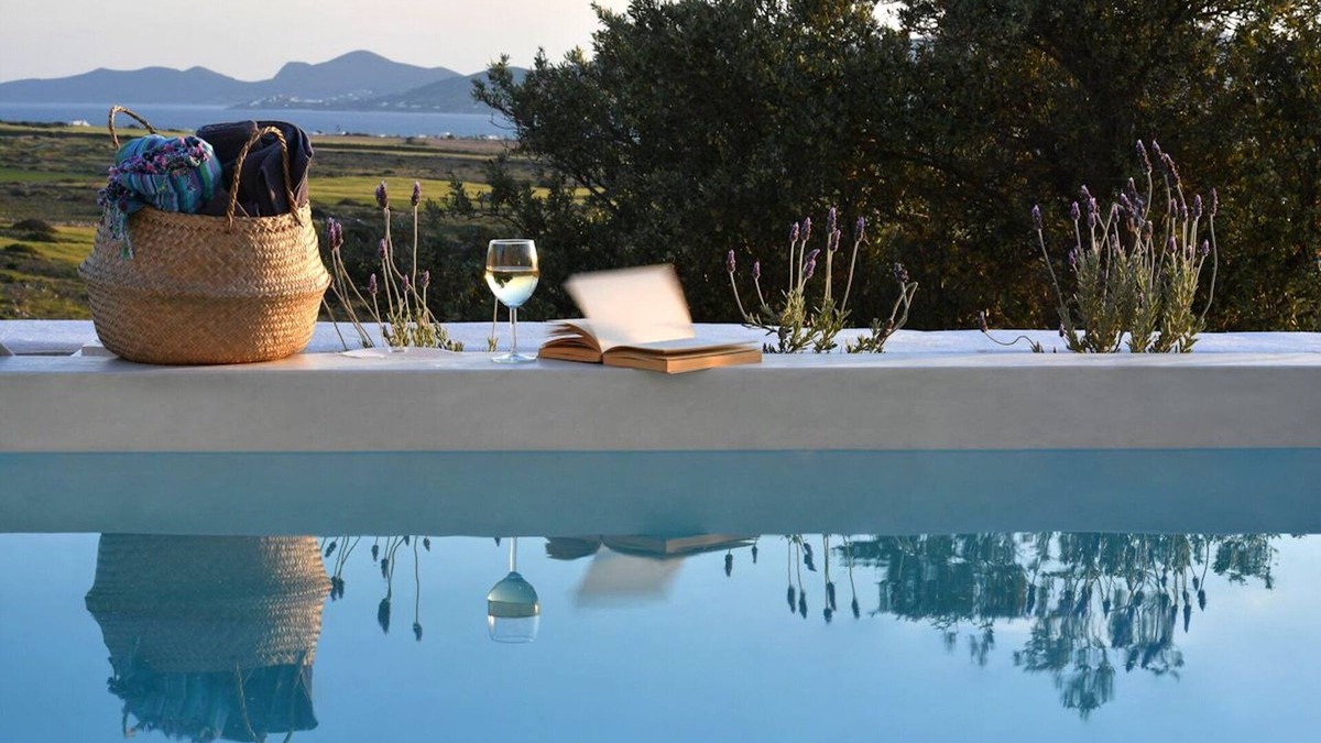 Glisidia Villa | Luxury Paros Villa | Villa Thoe | Contemporary Luxury | 3 Bedrooms | Glisidia