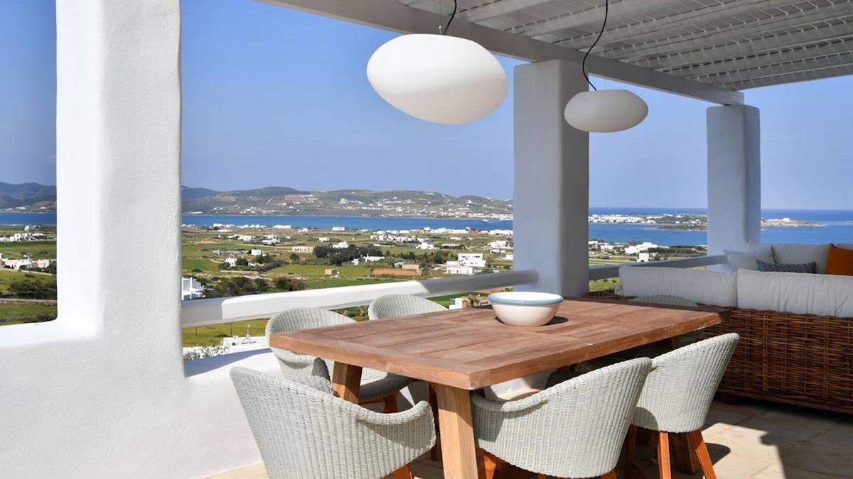 Glisidia Villa | Luxury Paros Villa | Villa Akaste |.