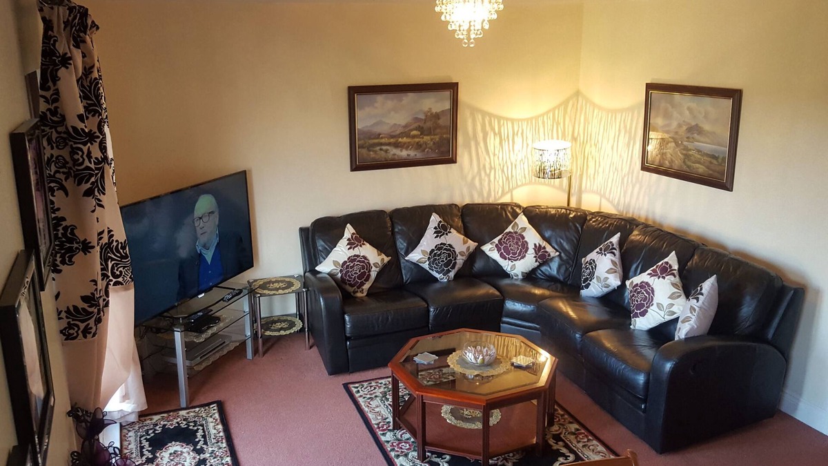 Gorgie Apartment | Luxury Penthouse Apartment, Sleeps 11