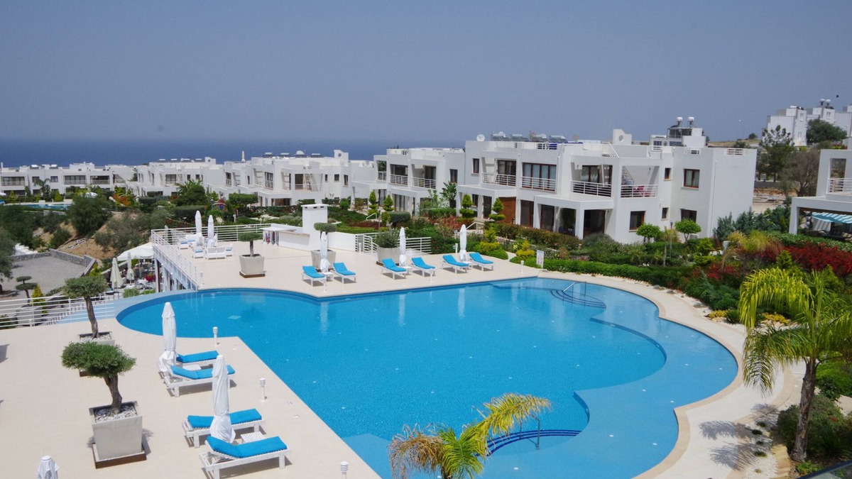 Esentepe Apartment | Luxury Penthouse Apartment 5 minutes from 18 hole golf course, and sea