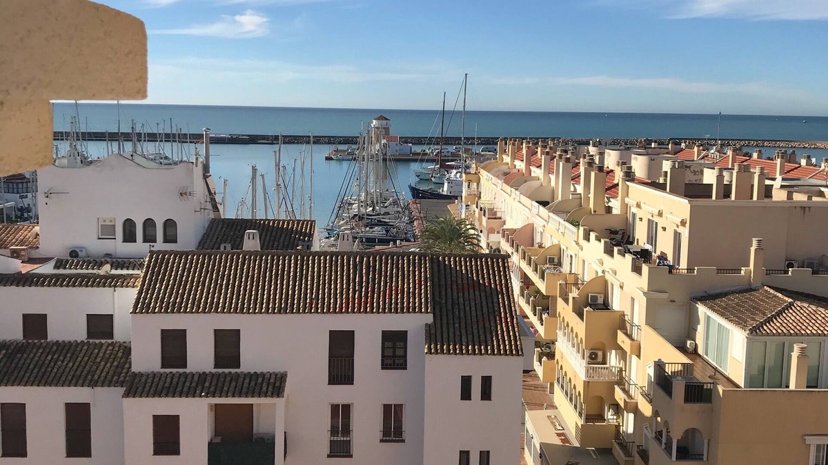 Almerimar Apartment | Luxury penthouse overlooking the golf course of Almerimar.