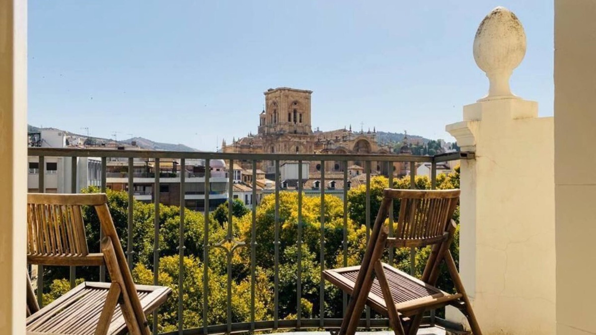 Centro - Sagrario Apartment | luxury penthouse Views, terrace and pool!