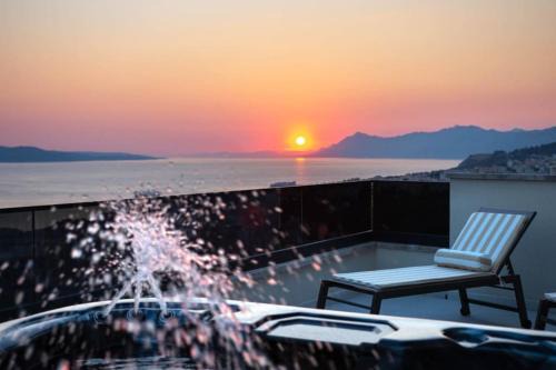 Moca Apartment | Luxury Penthouse - Views, Hot Tub & Pool