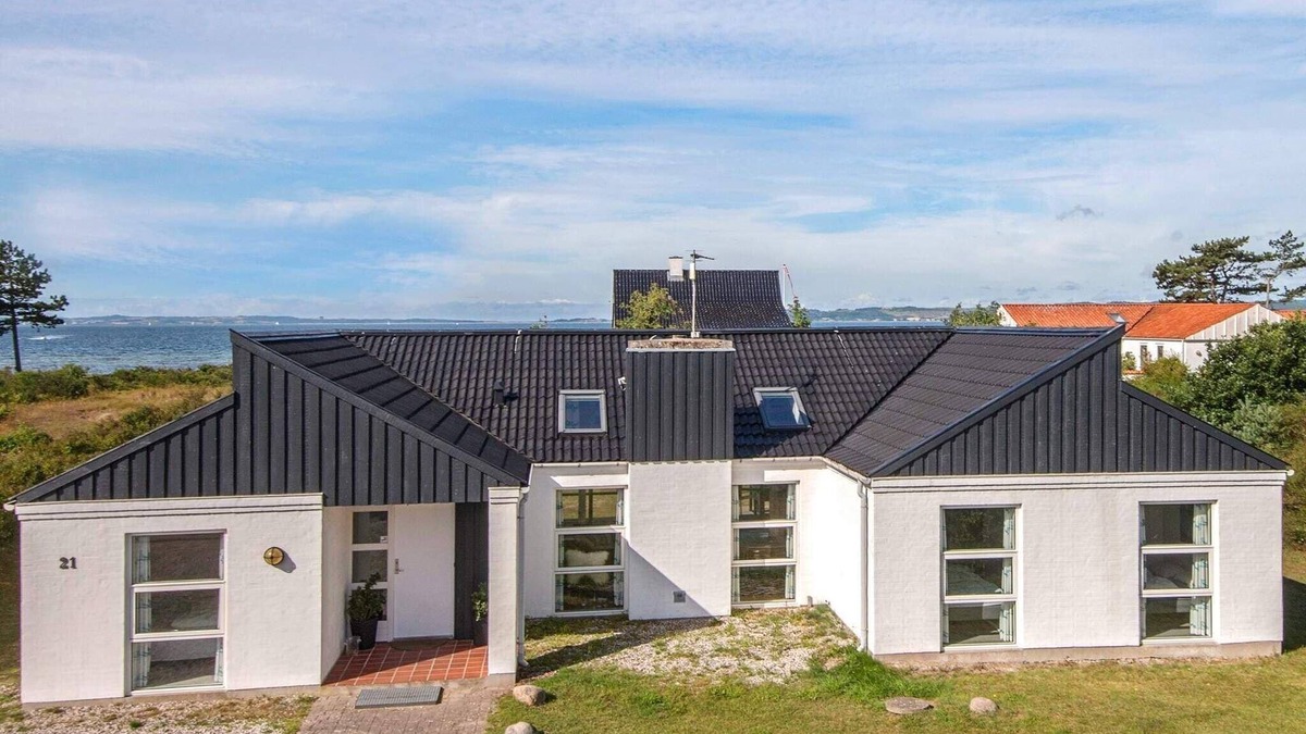 Vibæk Strand House | Luxury Pool Retreat in Ebeltoft - By Traum Ferienwohnungen