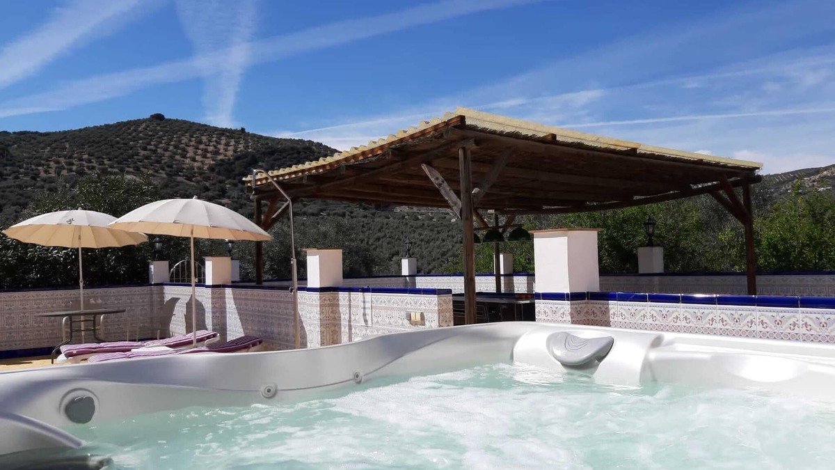 Iznajar Apartment | Luxury Poolside Apartment With Chlorine Free Pool , Hot Tub, Free Wifi,
