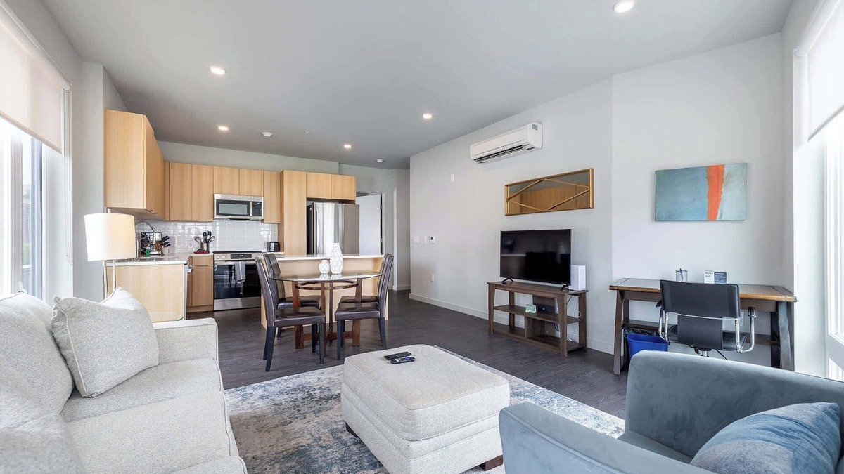 White Plains Apartment | Luxury Private Apt with Gym