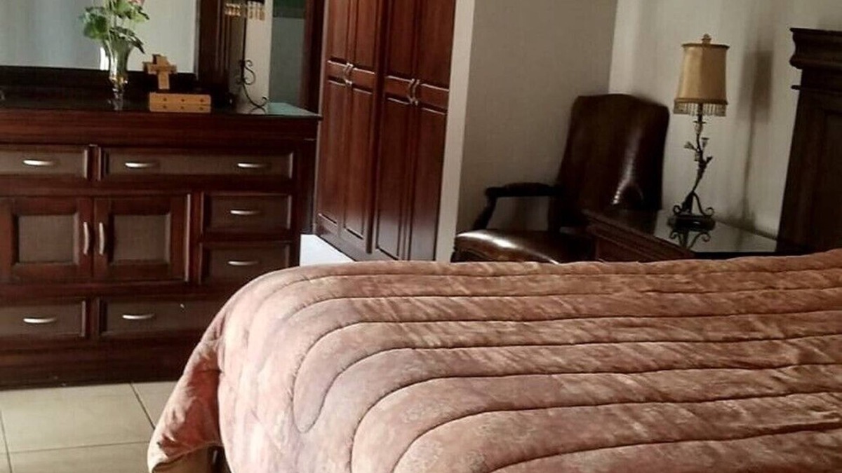 Hermosillo House | Luxury private home gated community 10min from airport